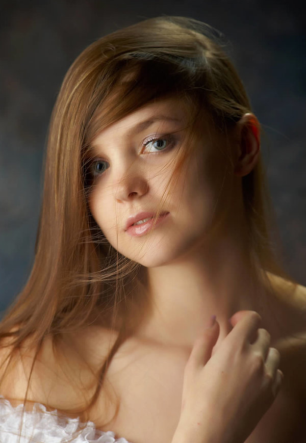 Ева, 24
